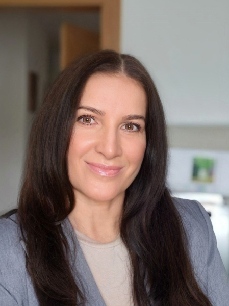 Miriam  Adamčíková Miriam  Adamčíková